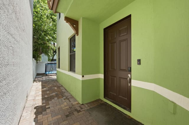 4817 NW 59th Street, sold in ZIP 33319, Lauderhill, FL