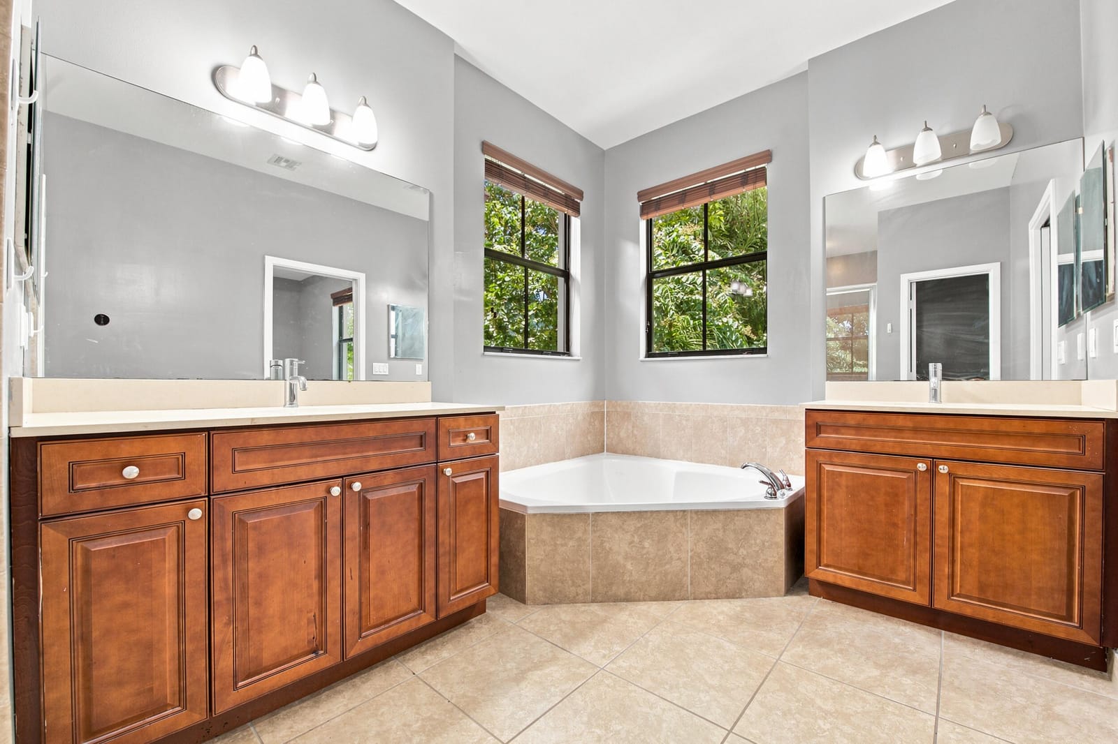 4817 NW 59th Street, Tamarac, FL 33319 photo 15