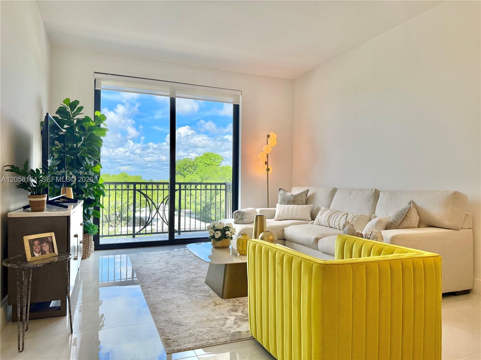 301 Altara Avenue 418 — photo 4