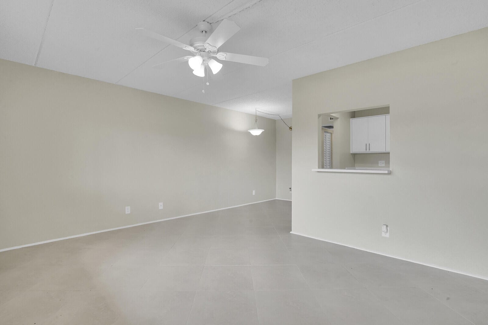 400 VILLAGE GREEN Circle W 105 — photo 11