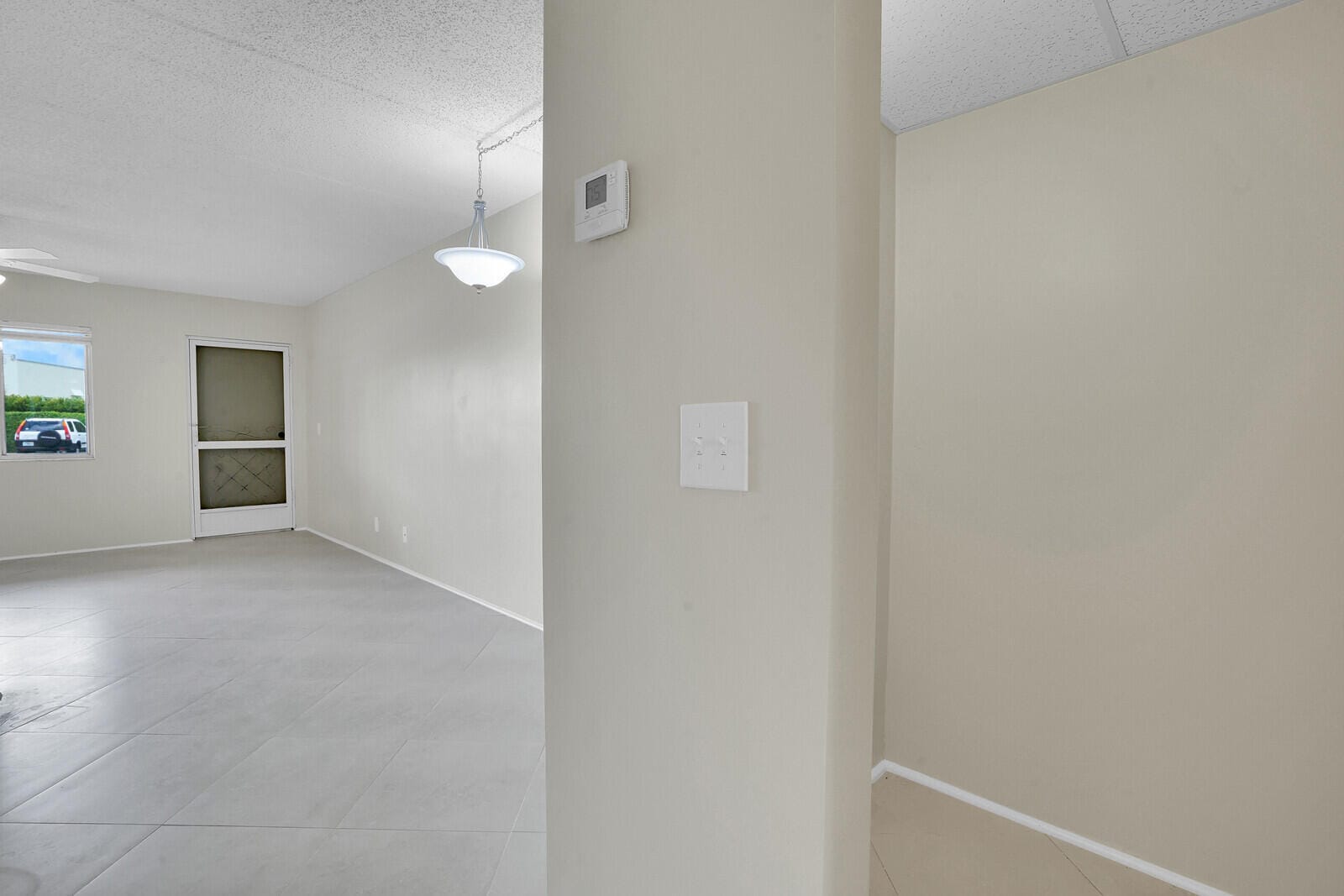 400 VILLAGE GREEN Circle W 105, Palm Springs, FL 33461 photo 19