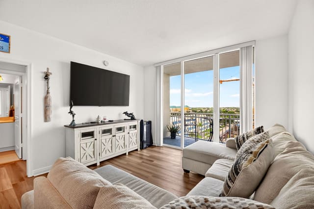 350 N FEDERAL Highway 813, Casa Costa, Boynton Beach, FL