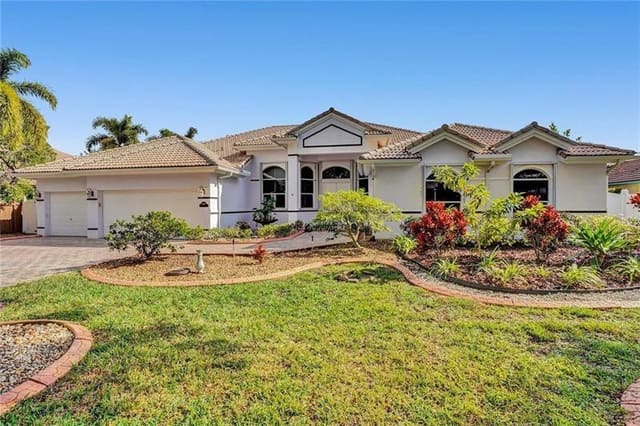 2030 SW 62nd Avenue, Isla Del Sol, Plantation, FL
