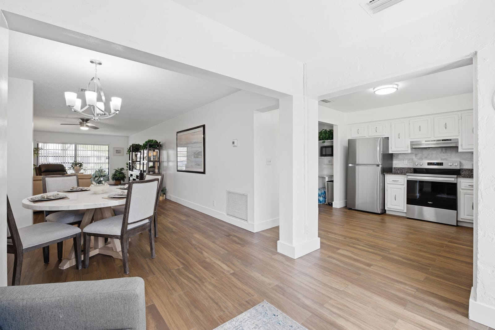10325 Equestrian Drive B — photo 4