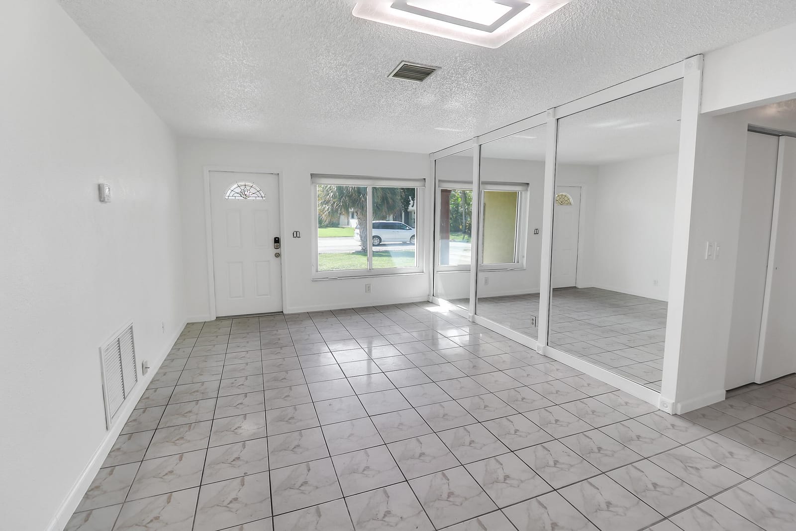2233 NW 3rd Avenue — photo 5