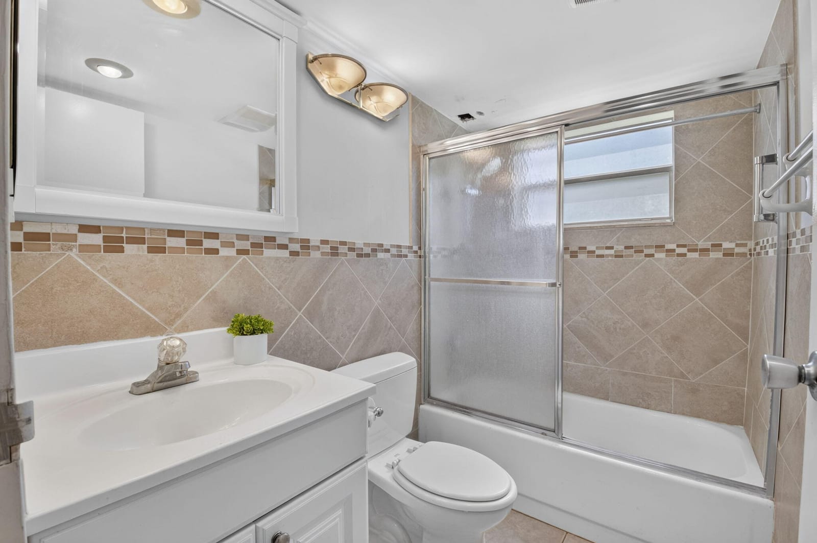 65 SAXONY B 65, Delray Beach, FL 33446 photo 4