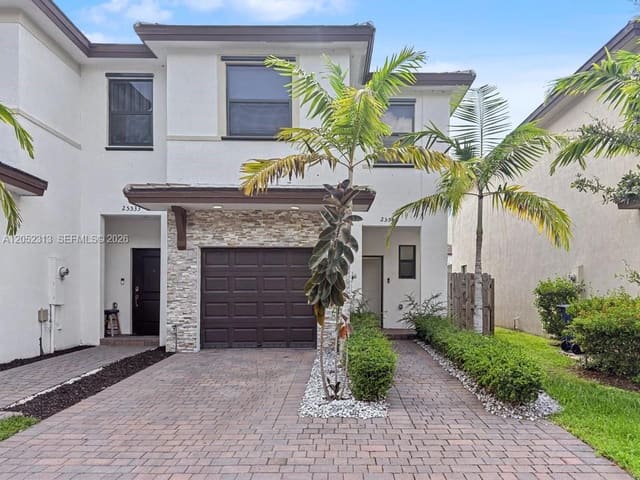 25545 SW 109th Avenue, Homestead, FL 33032