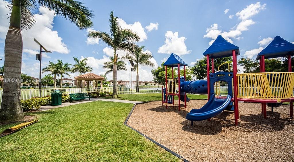 8845 W 35th Avenue 8845, Hialeah, FL 33018 photo 25