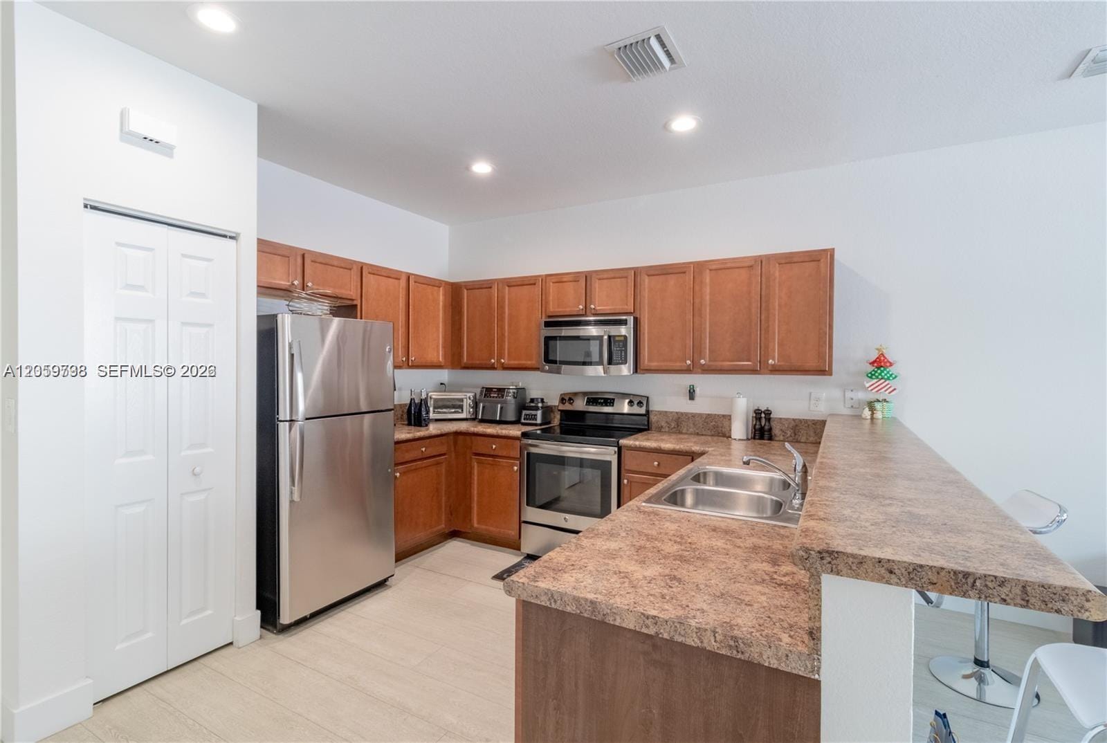 8845 W 35th Avenue 8845 — photo 7