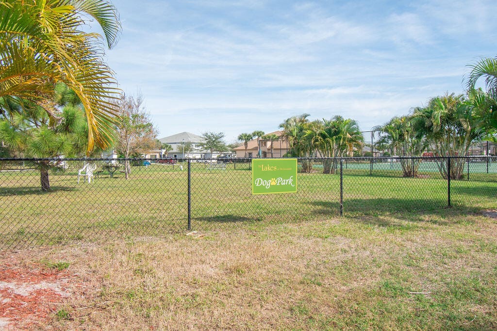1771 Lakefront Boulevard, Fort Pierce, FL 34982 photo 23