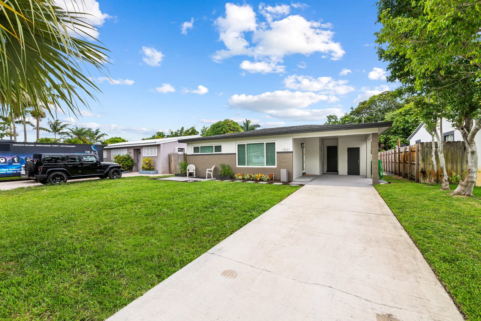 Pending home at 1531 NW 7th Avenue NW, Fort Lauderdale, FL 33311