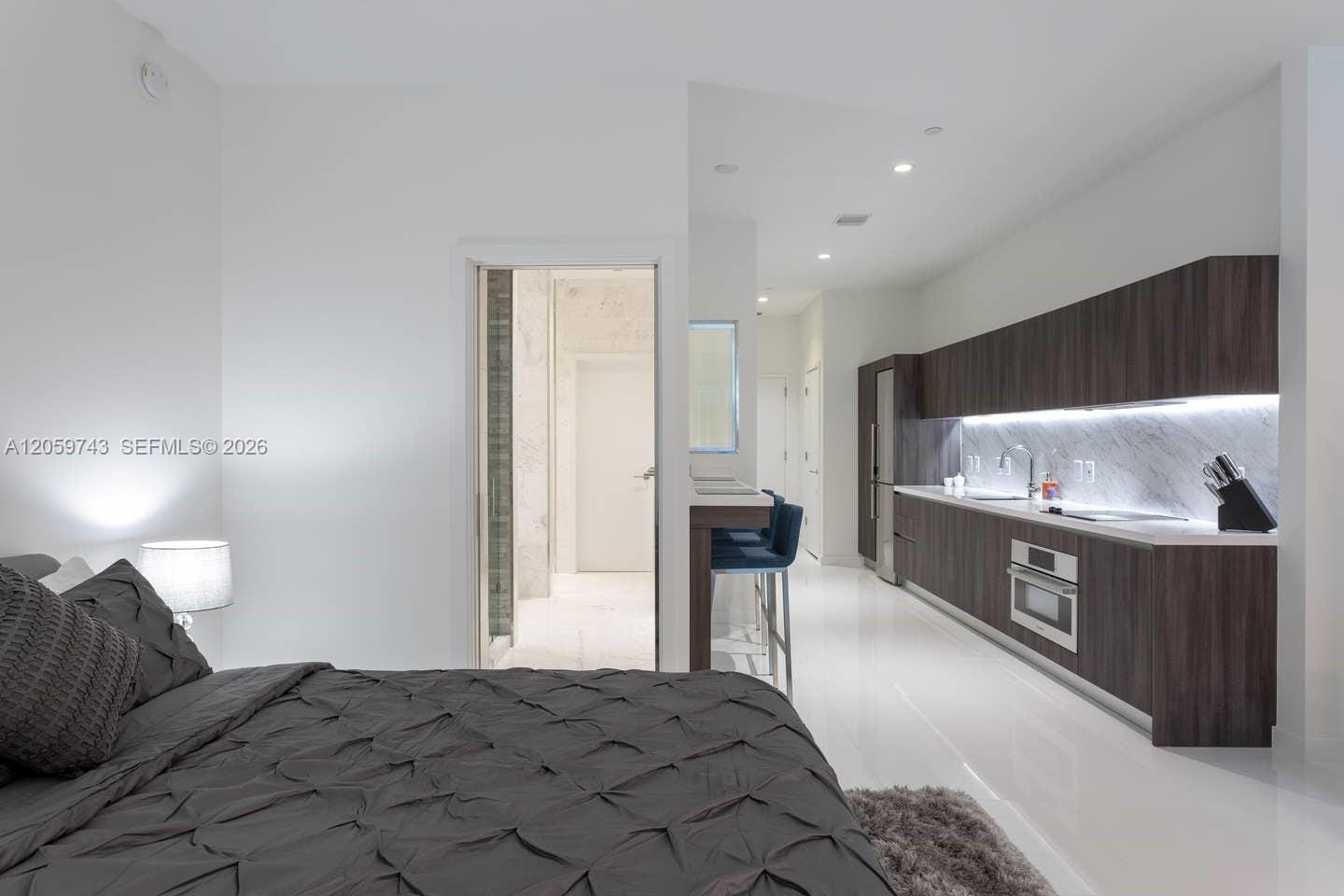 851 NE 1st Avenue 503, Miami, FL 33132 photo 15