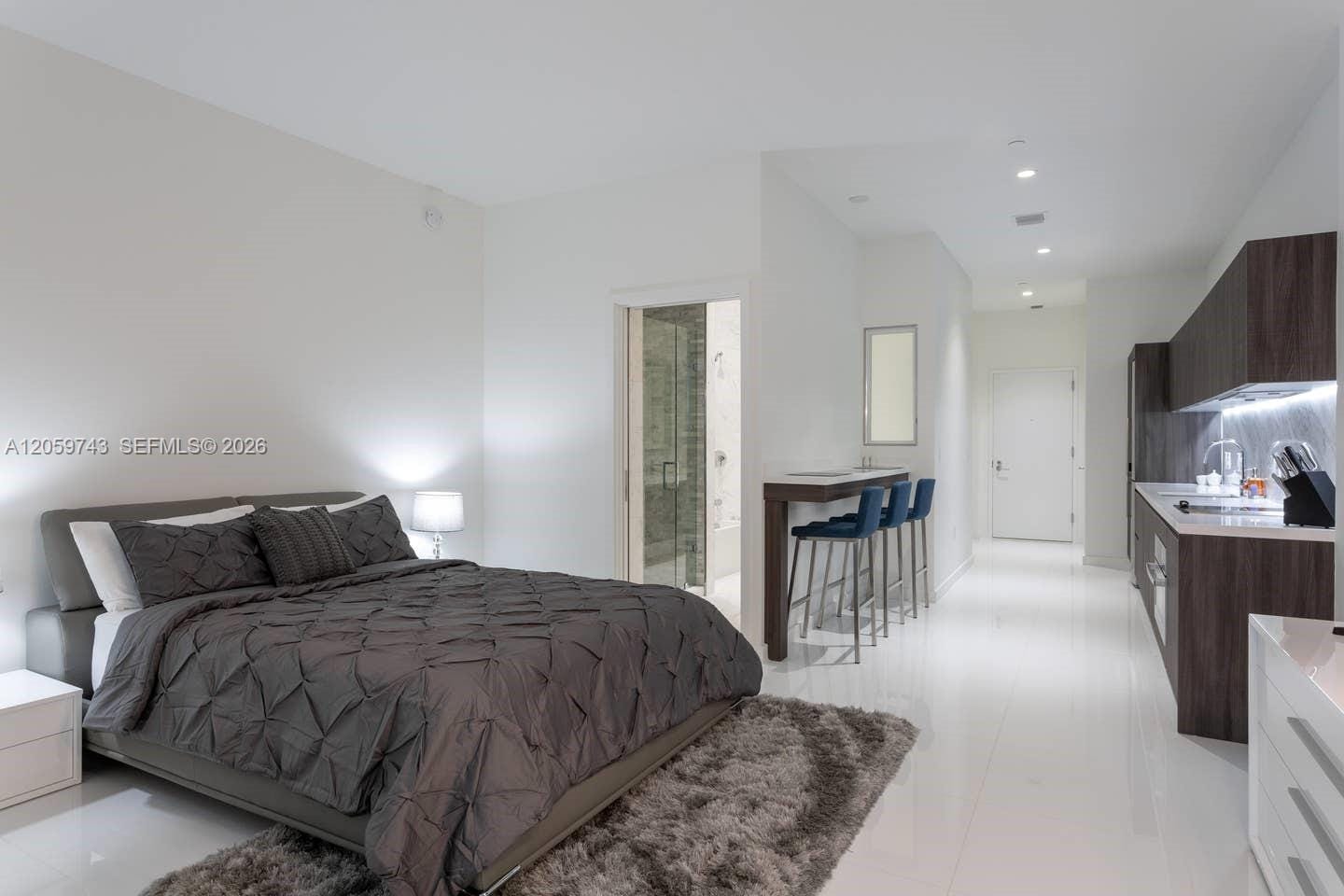 851 NE 1st Avenue 503, Miami, FL 33132 photo 6