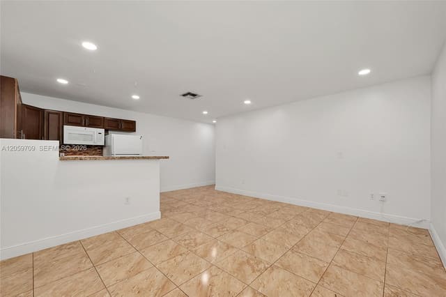 8752 SW 145 Street 8752, Palmetto Bay, FL 33176