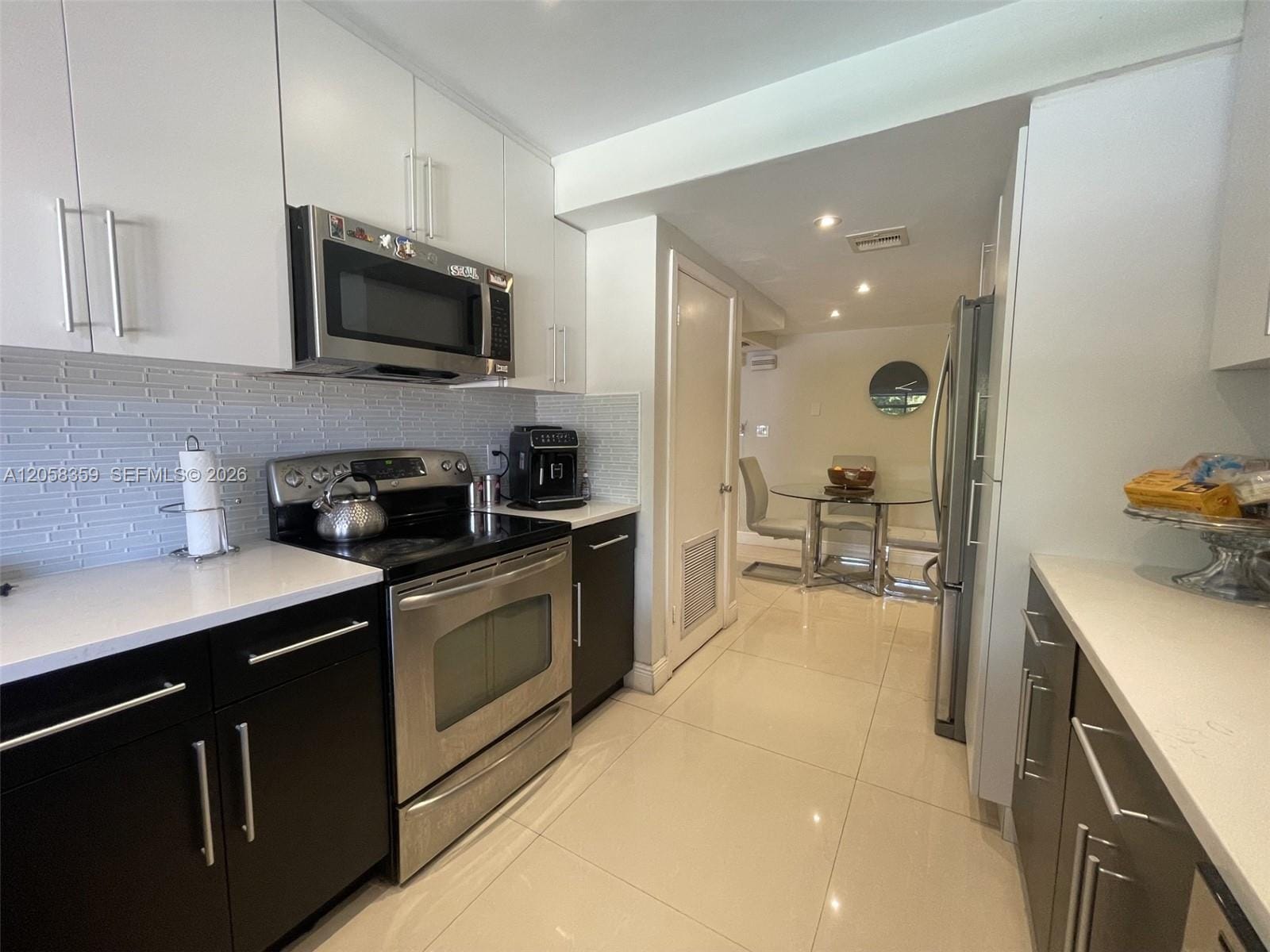 1066 NE 202nd Lane, Miami, FL 33179 photo 21
