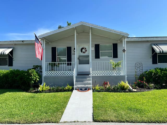 2555 PGA Boulevard #448, Palm Beach Gardens, FL 33410