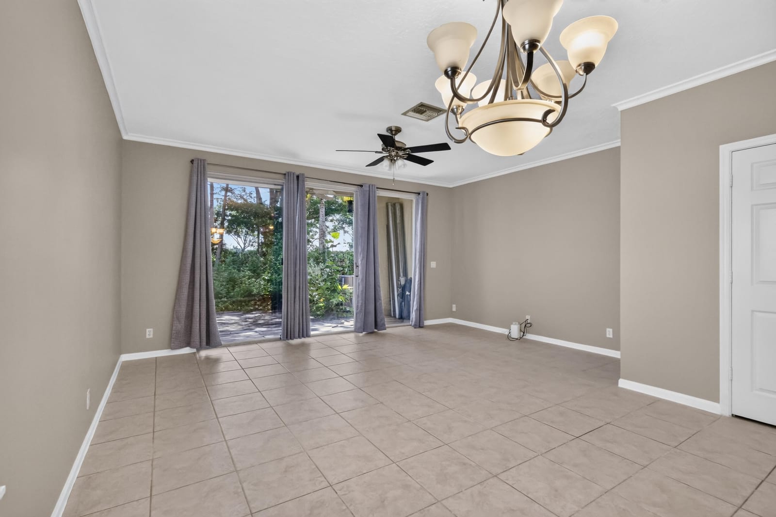 8103 Bellagio Lane — photo 7