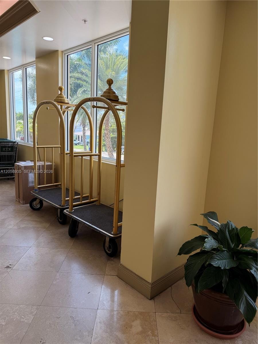 3500 Coral Way 907 — photo 4