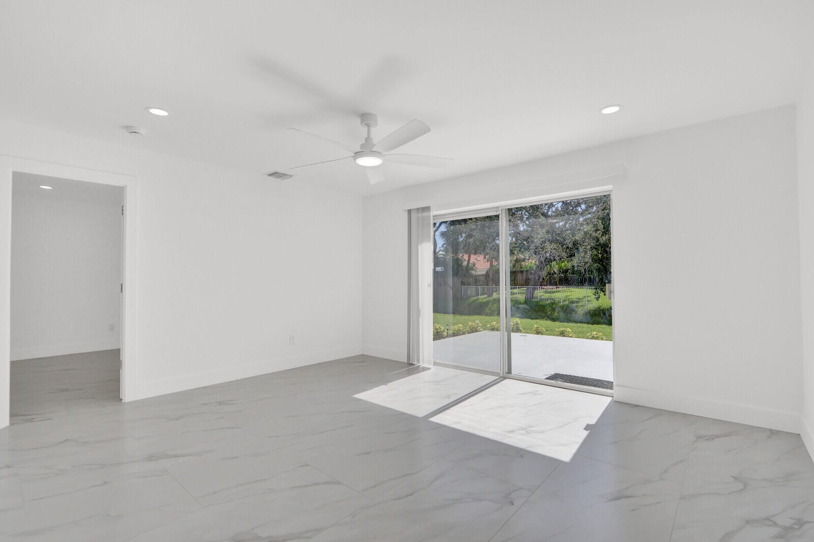 10084 Meridian Way N 4, Palm Beach Gardens, FL 33410 photo 15