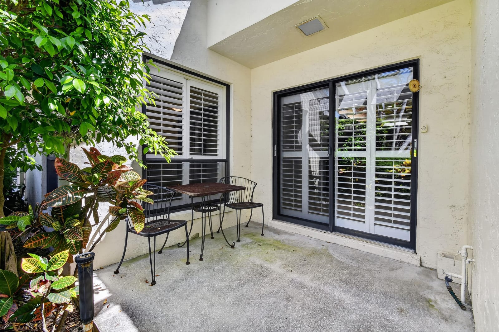 11453 SHADY OAKS Lane — photo 4