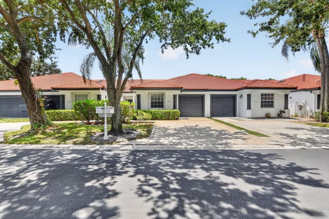8100 VIA DI VENETO NEIBORHOOD F, Boca Raton, FL 33496