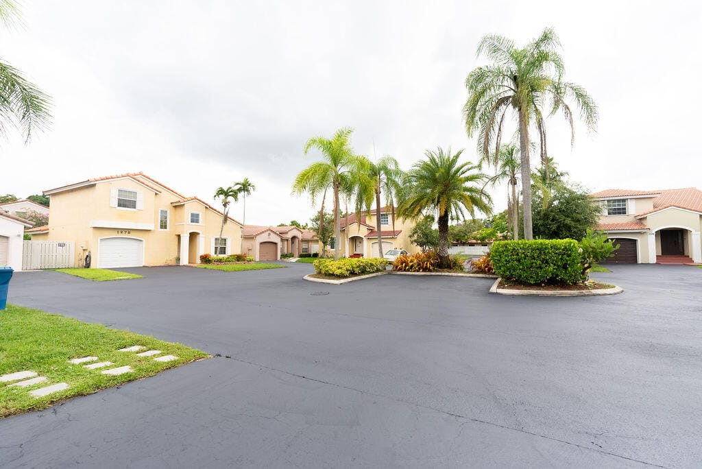 1284 NW 125th Terrace, Sunrise, FL 33323 photo 16