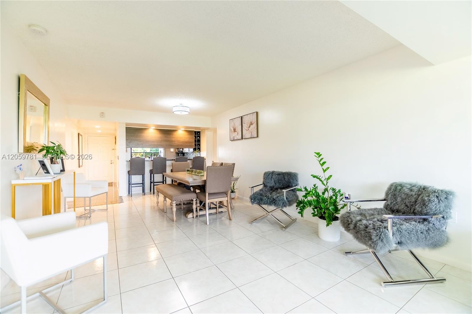 1508 S Whitehall 206, Davie, FL 33324 photo 4