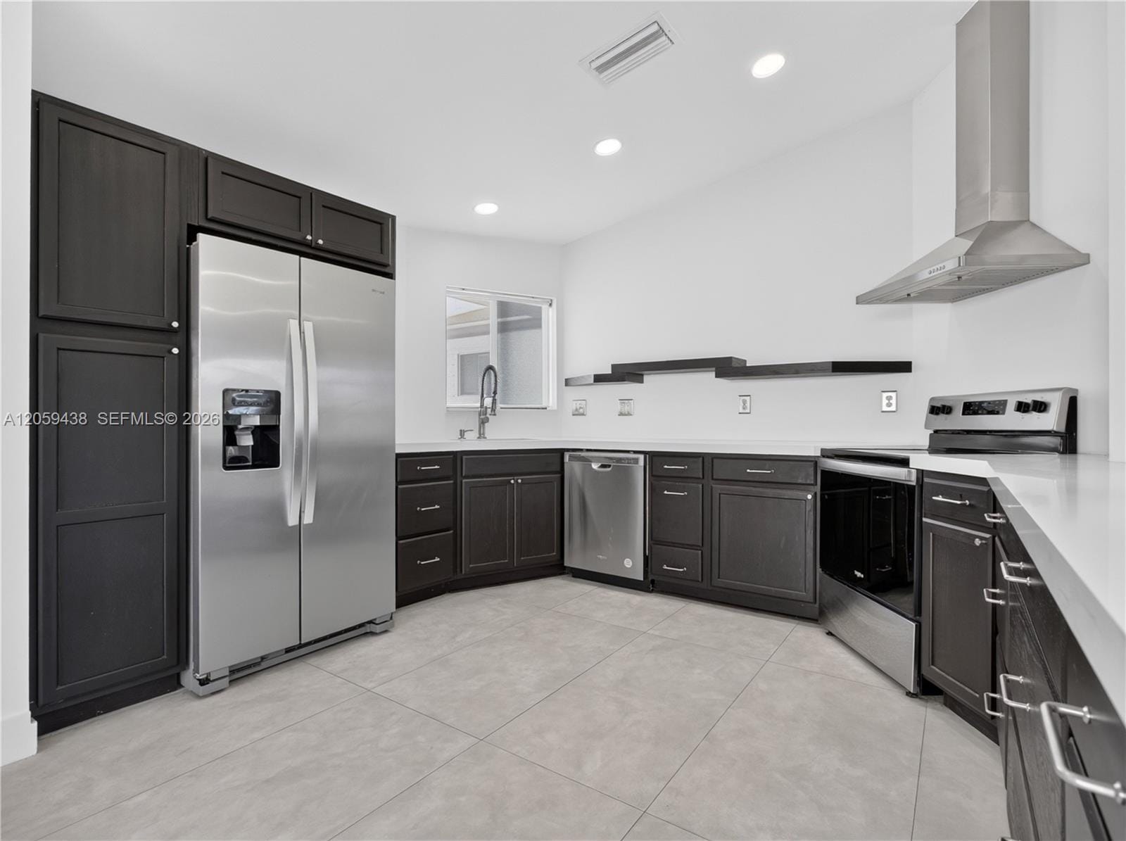 9428 NW 46th Court — photo 3