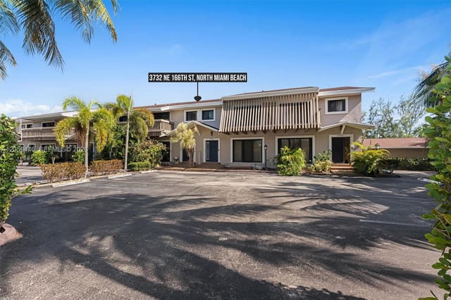 3732 NE 166th Street 115, sold in Eastern Shores 2nd Addn, North Miami Beach, FL