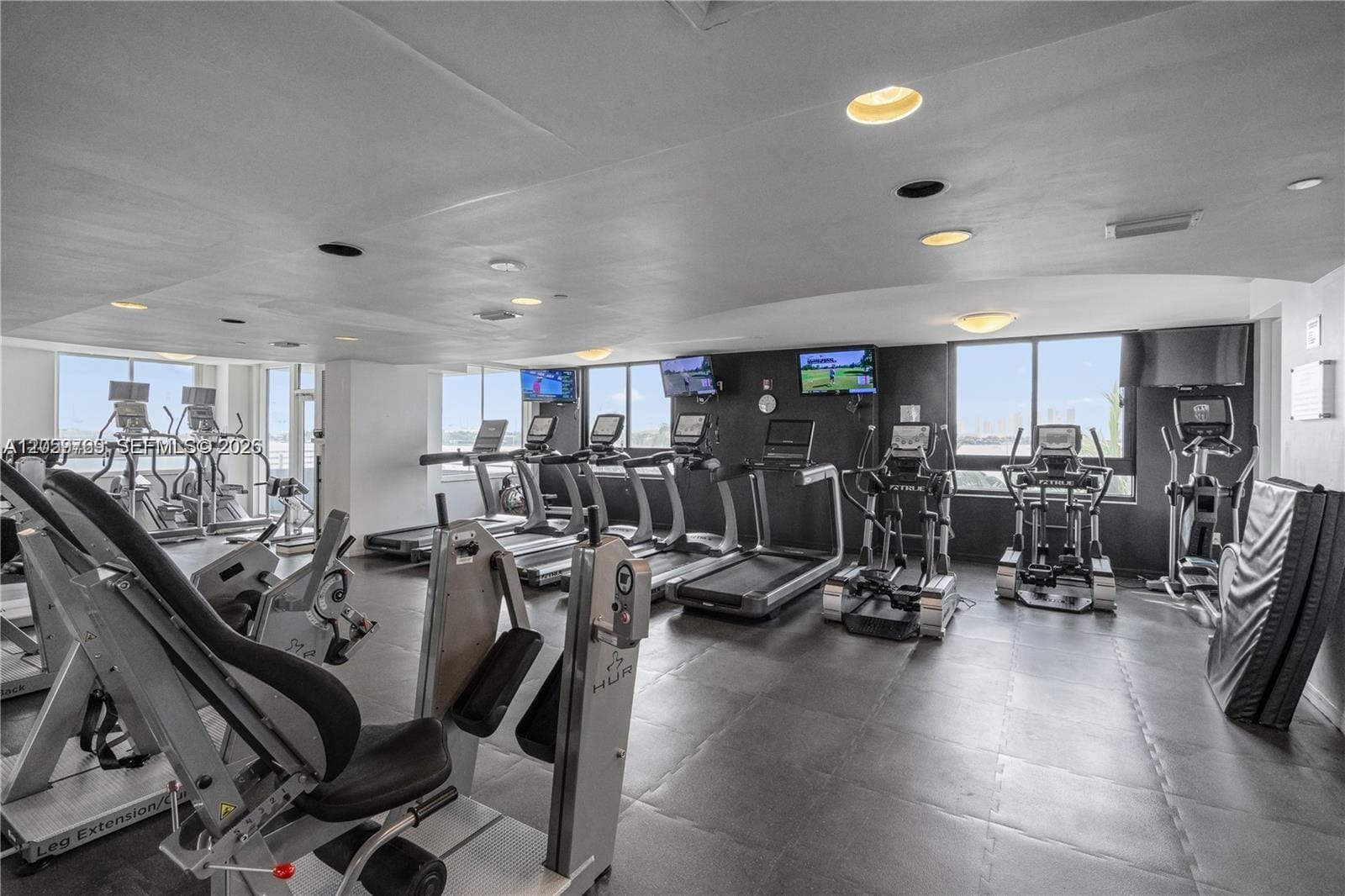 1330 West Avenue 2601, Miami Beach, FL 33139 photo 25