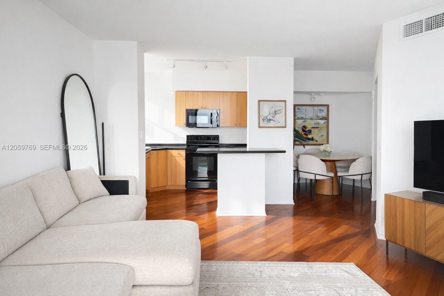 1330 West Avenue 2601, Miami Beach, FL 33139 photo 9