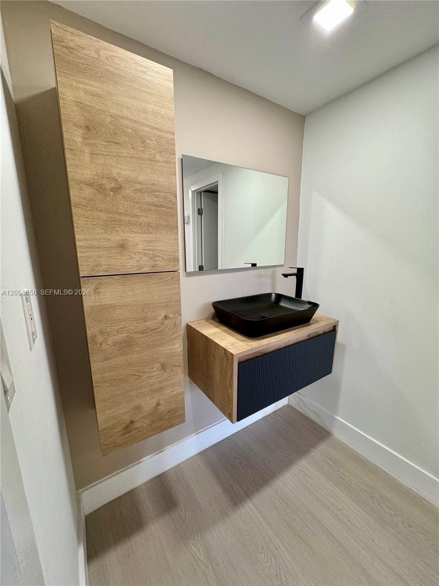 300 Bayview Drive 1201 — photo 9