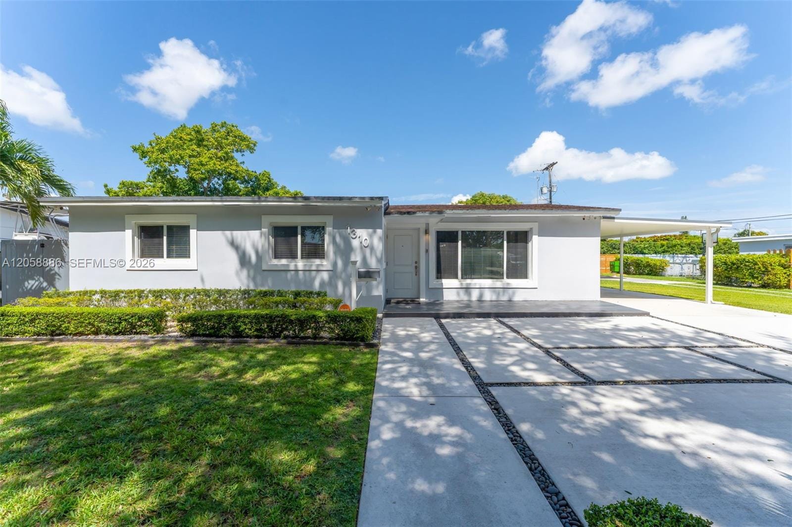 1310 SW 92nd Avenue, Miami, FL 33174 photo 1