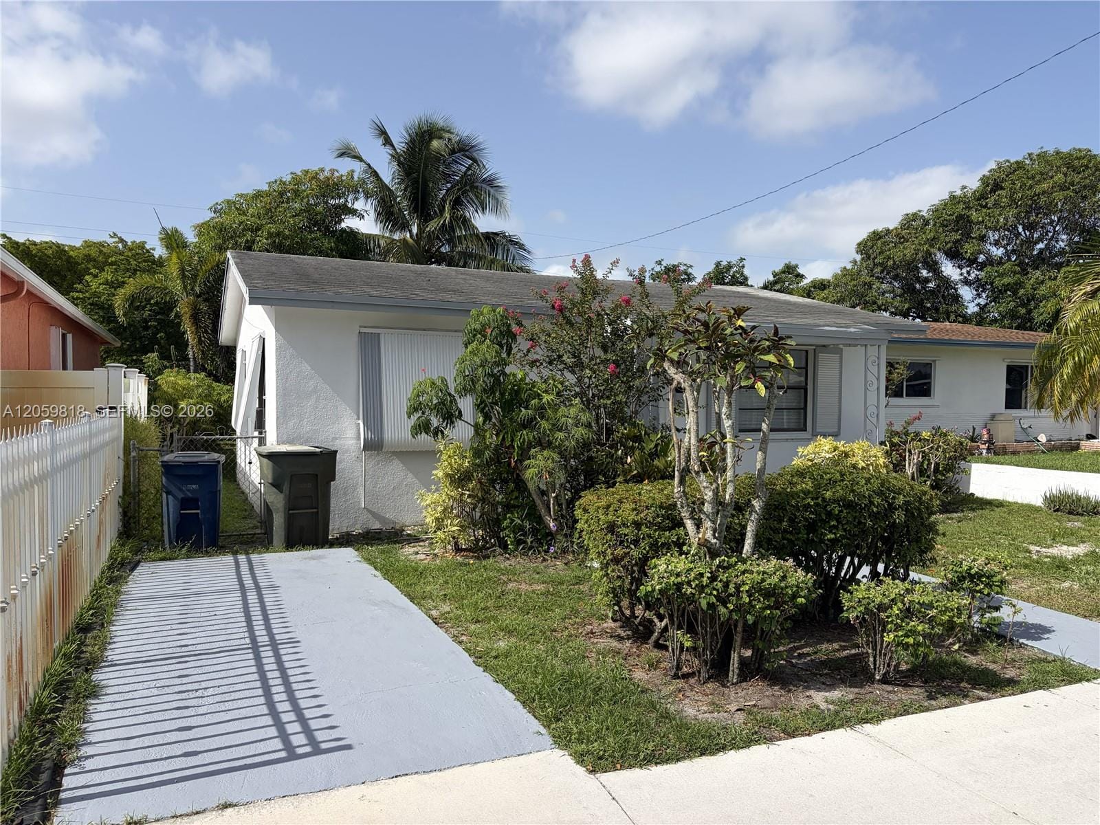 613 NW 5 Court, Hallandale Beach, FL 33009 photo 2