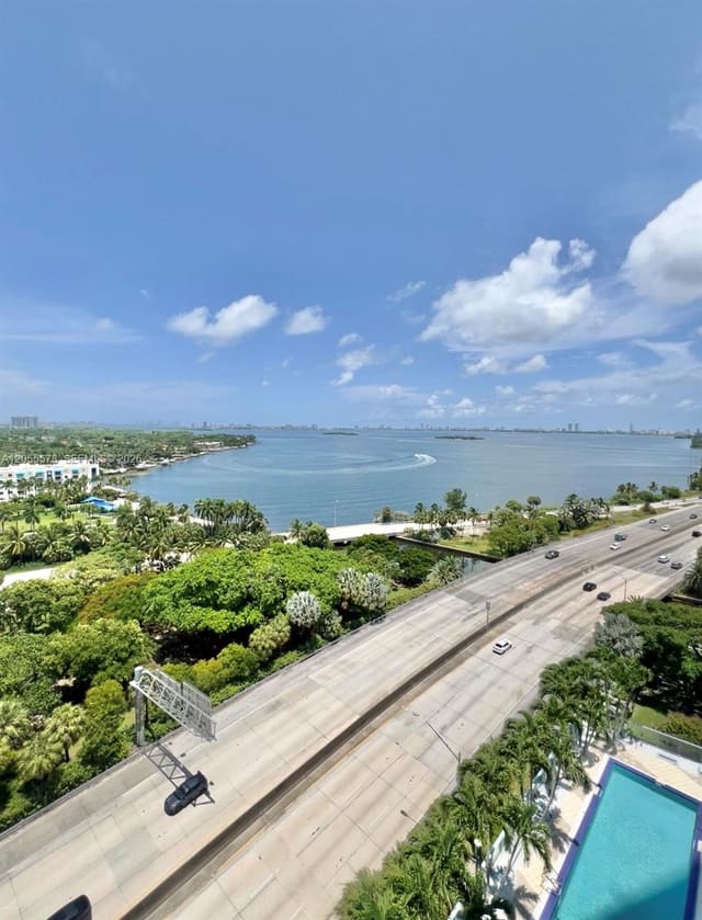 601 NE 36th Street 1307, Miami, FL 33137