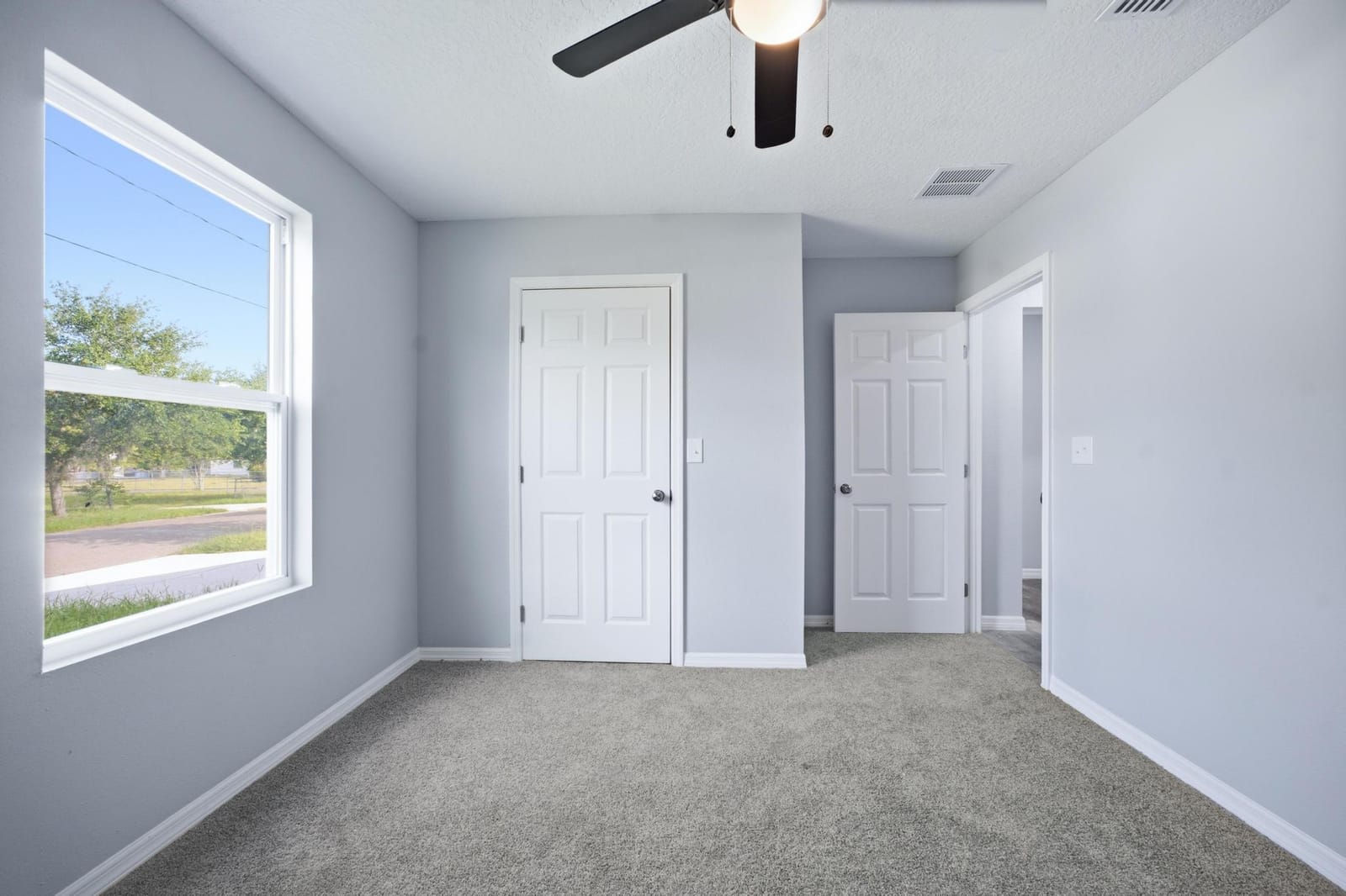 4327 Bessie Circle E, Jacksonville, FL 32209 photo 28