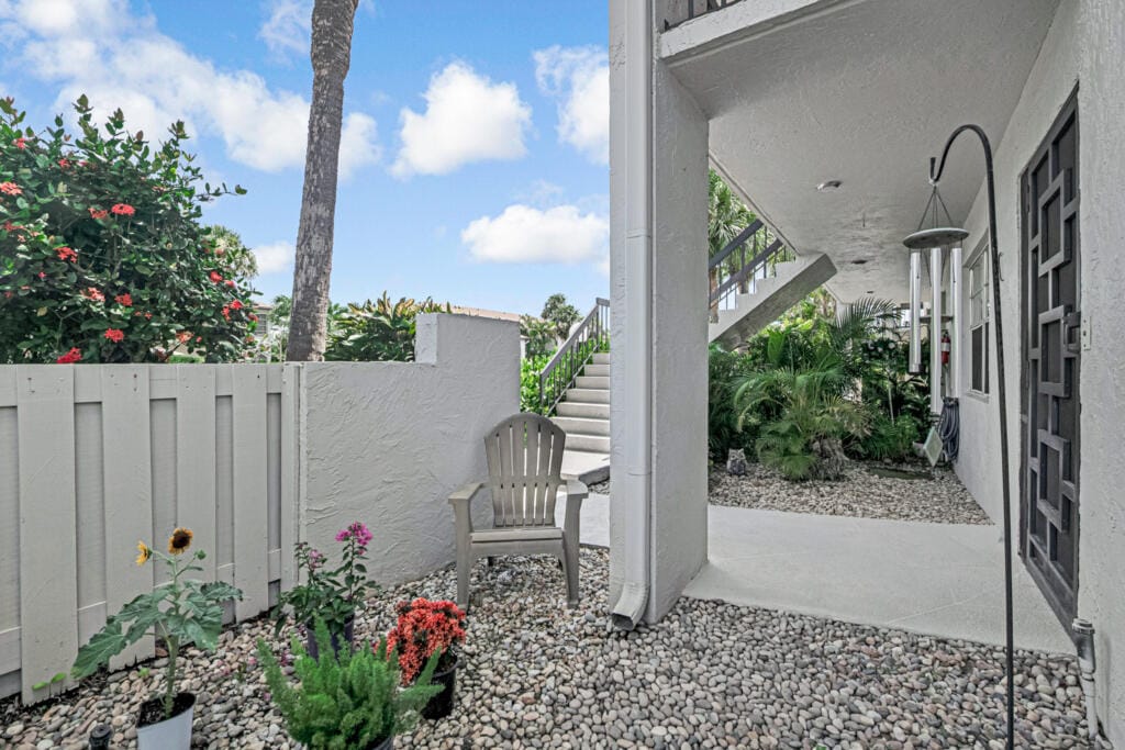 5844 Areca Palm Court C — photo 7