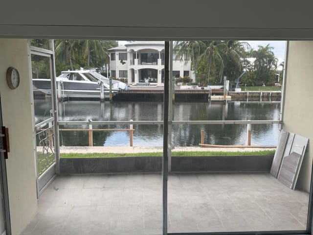 460 Paradise Isle Boulevard 101, Isle Of Paradise Co Op, Hallandale Beach, FL
