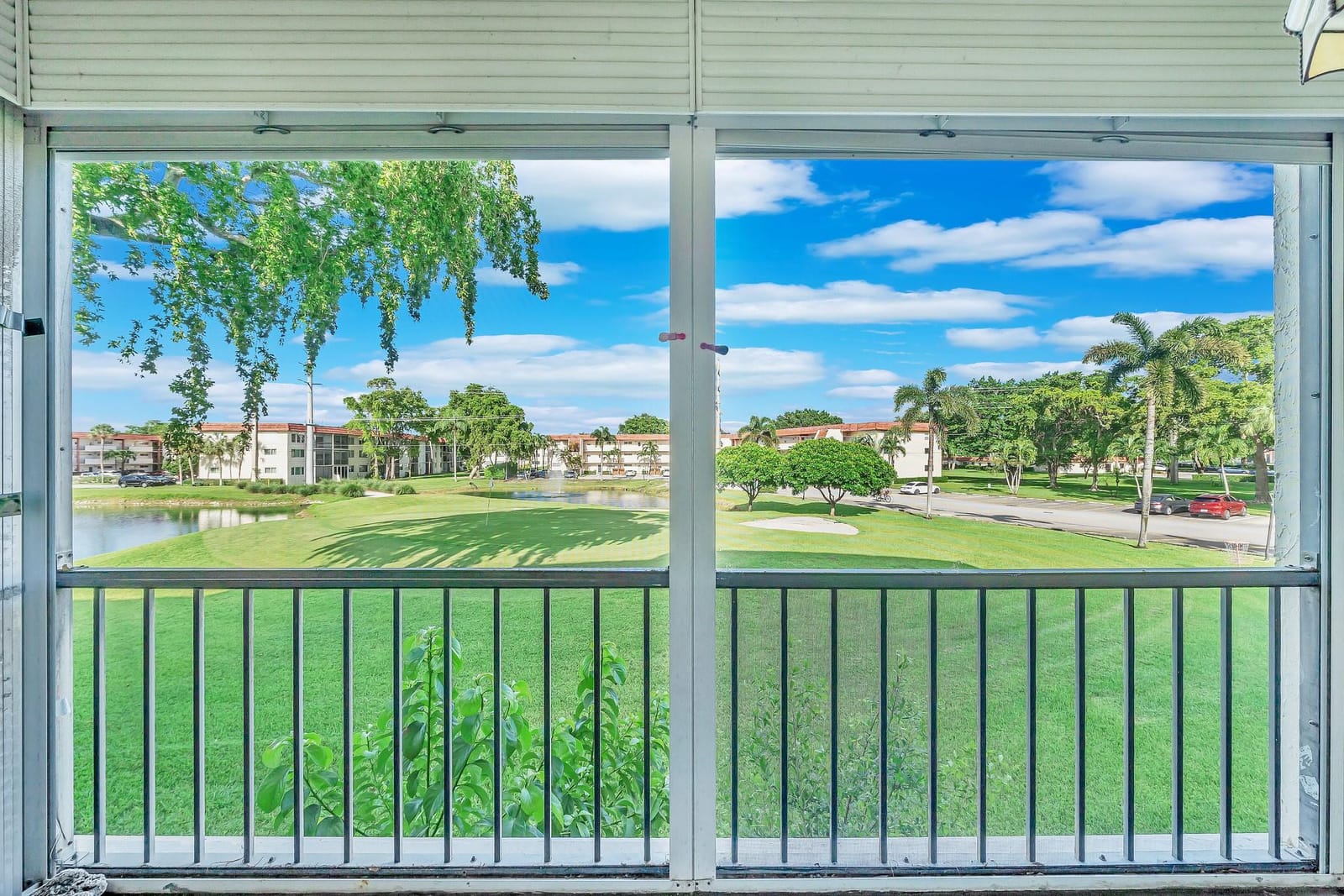 8980 S HOLLYBROOK Boulevard 204, Pembroke Pines, FL 33025 photo 17