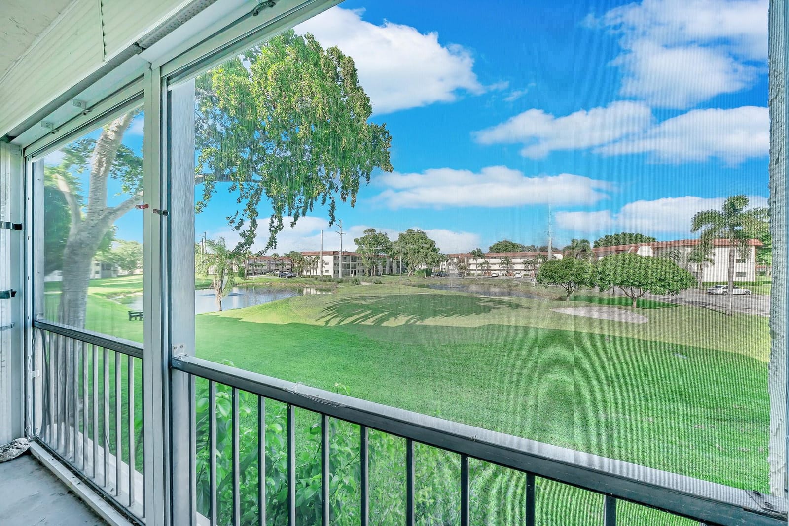 8980 S HOLLYBROOK Boulevard 204, Pembroke Pines, FL 33025 photo 18