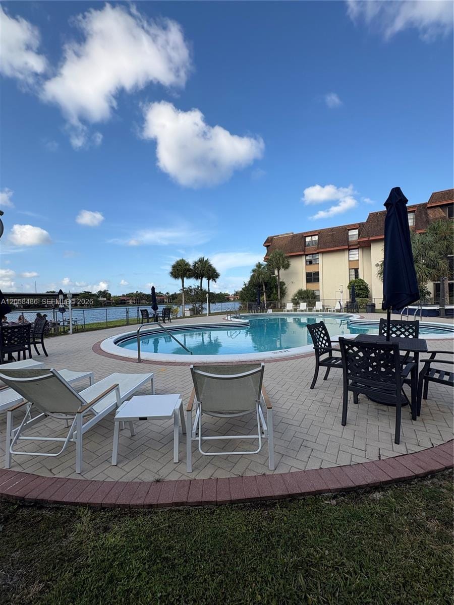 671 NE 195th Street 404E, Miami, FL 33179 photo 17