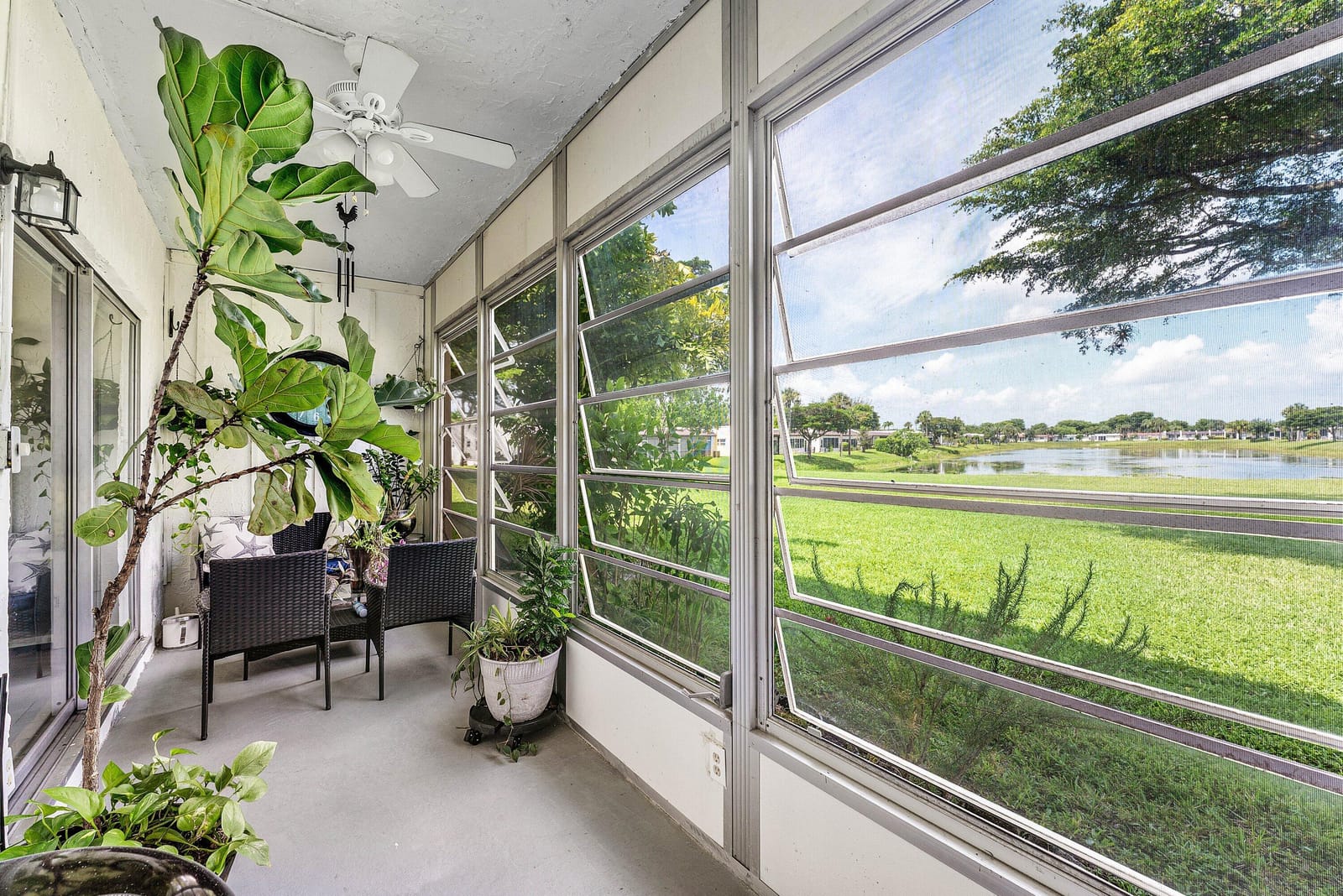 112 Lake Constance Drive, West Palm Beach, FL 33411 photo 15