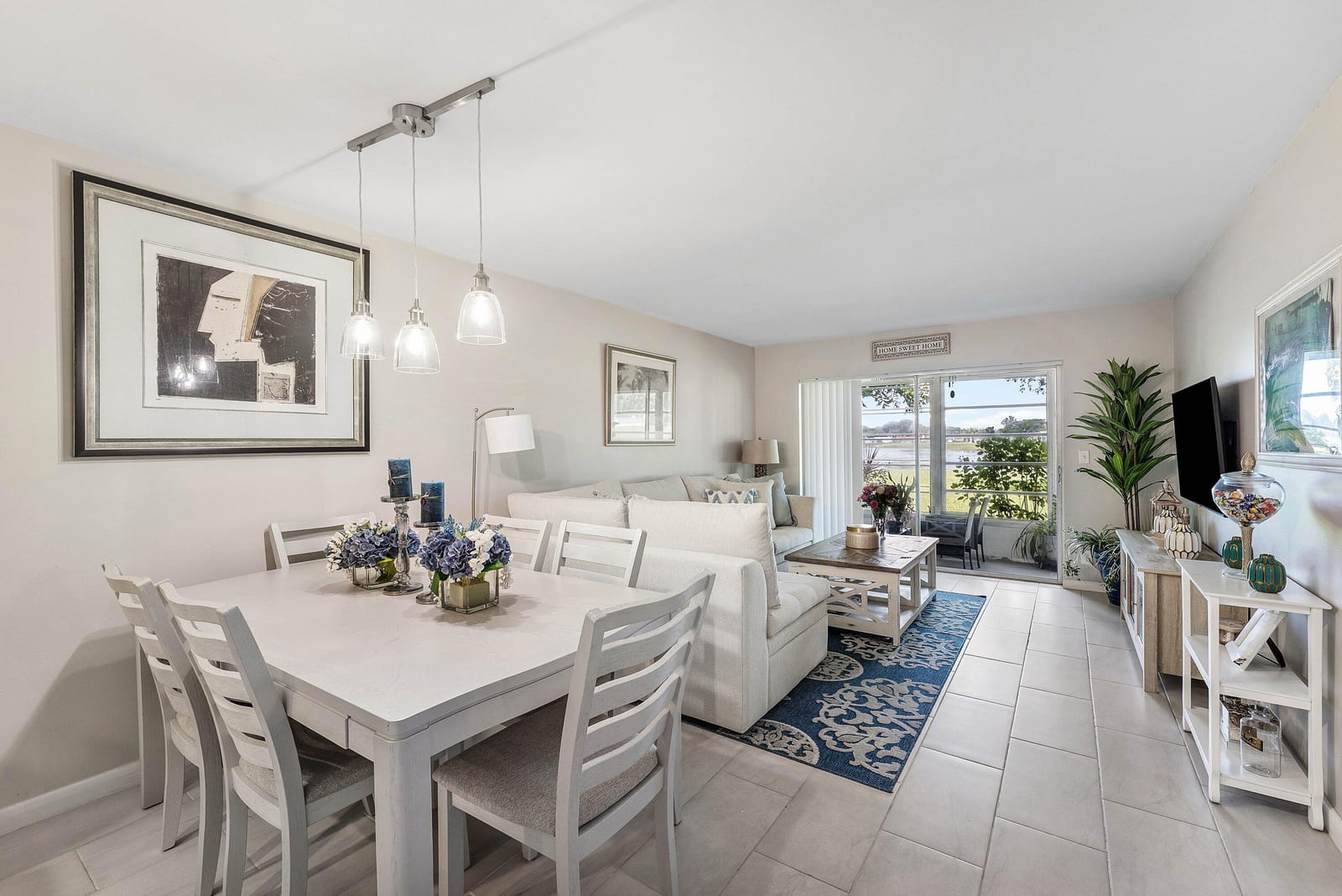 112 Lake Constance Drive — photo 8