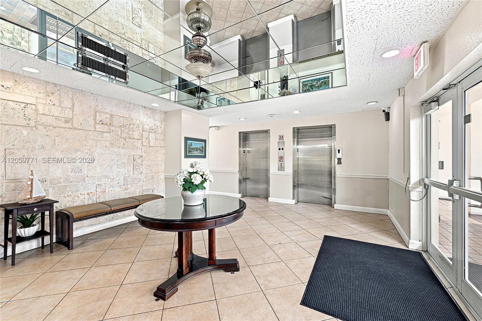 2555 NE 11 Street 510 — photo 2