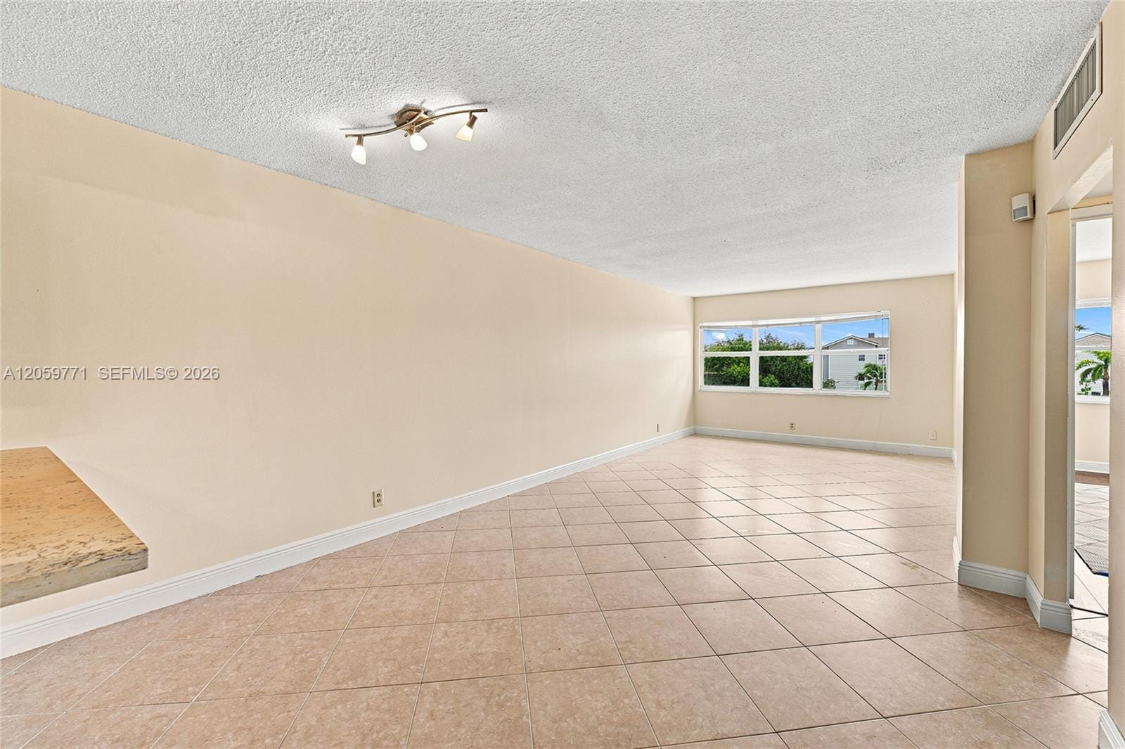 2555 NE 11 Street 510, Fort Lauderdale, FL 33304 photo 17