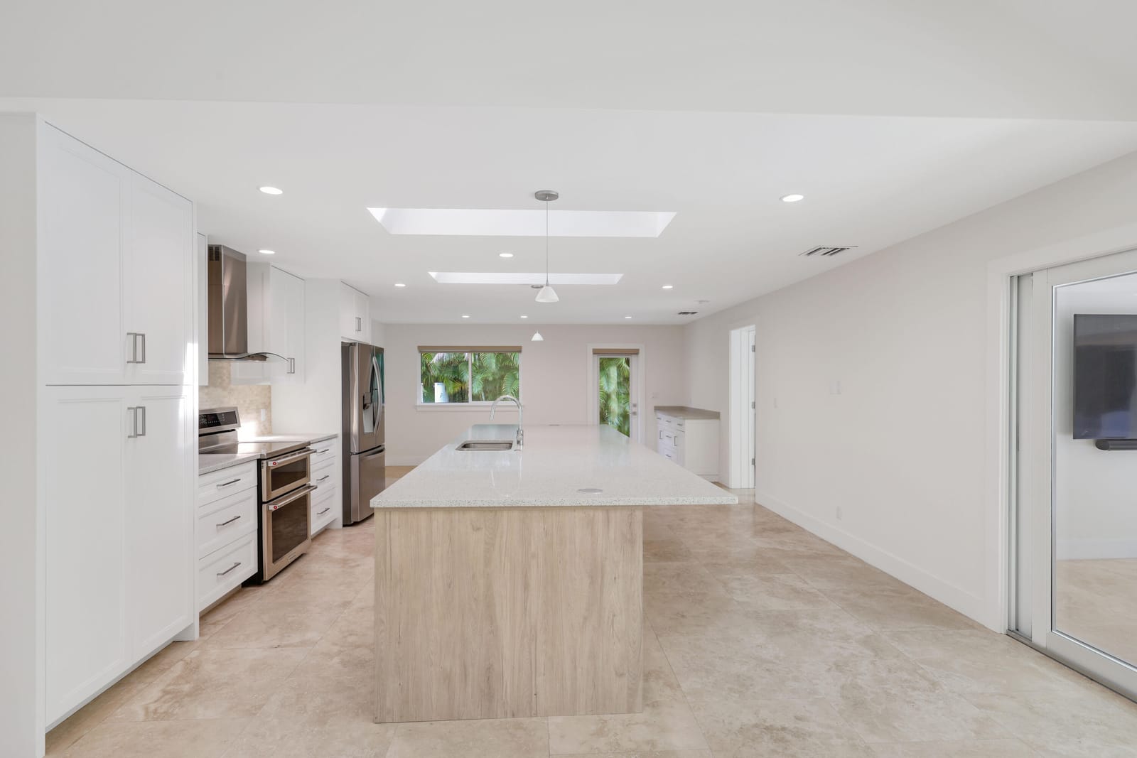 1386 S Atlantic Drive, Lantana, FL 33462 photo 16
