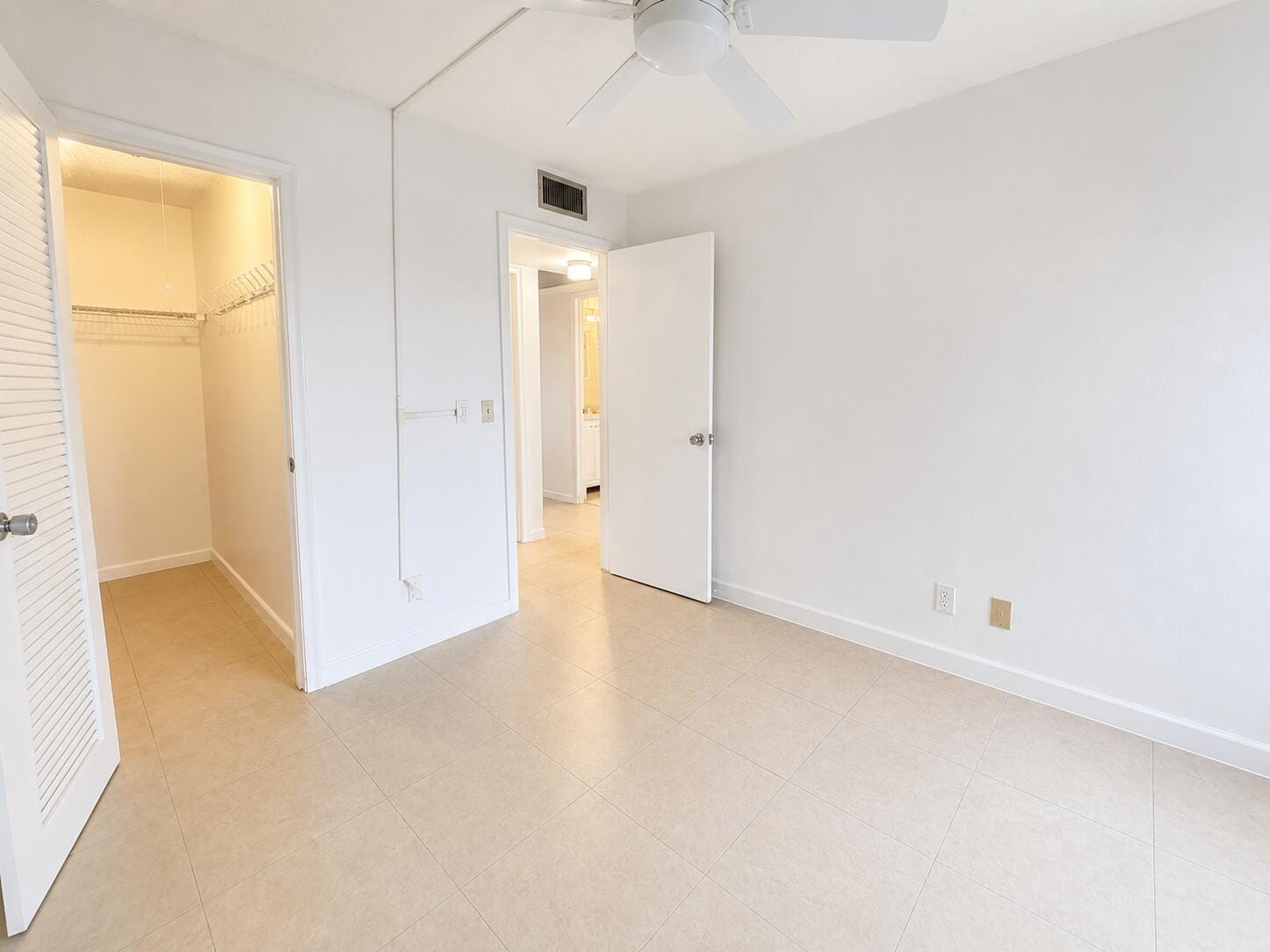 234 CHATHAM L — photo 6