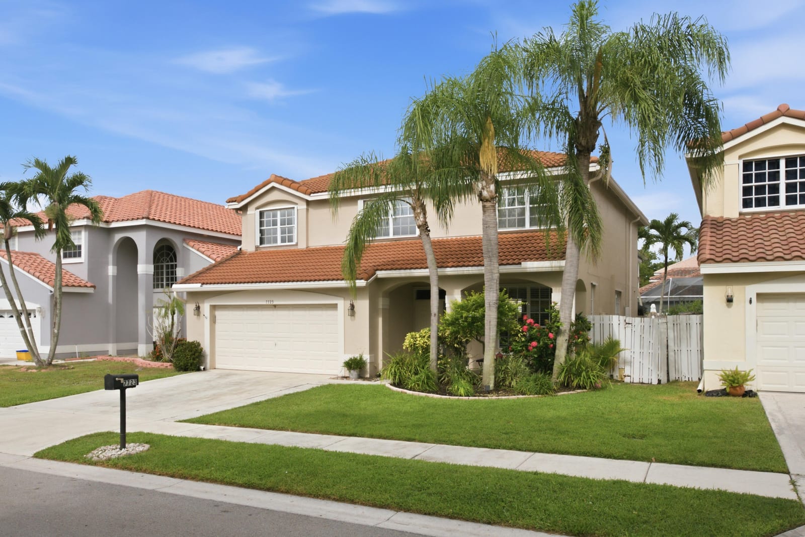 7723 THORNLEE Drive — photo 3