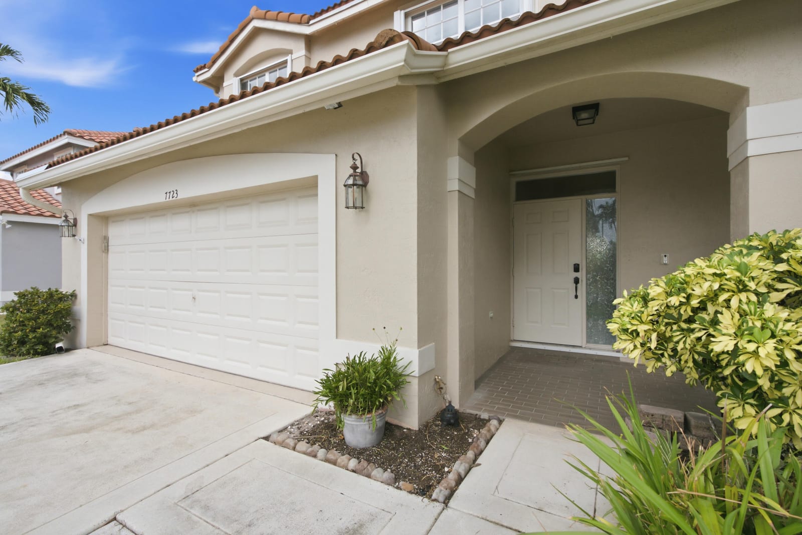 7723 THORNLEE Drive — photo 5