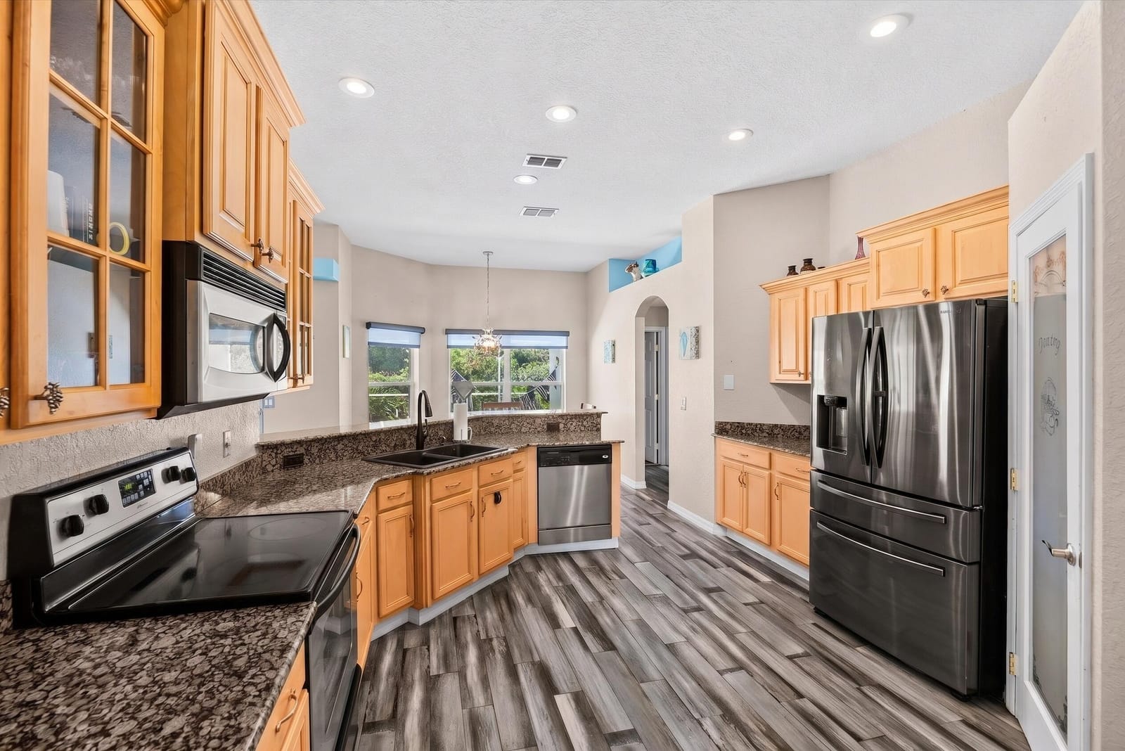 631 SE Stow Terrace, Port St. Lucie, FL 34984 photo 6